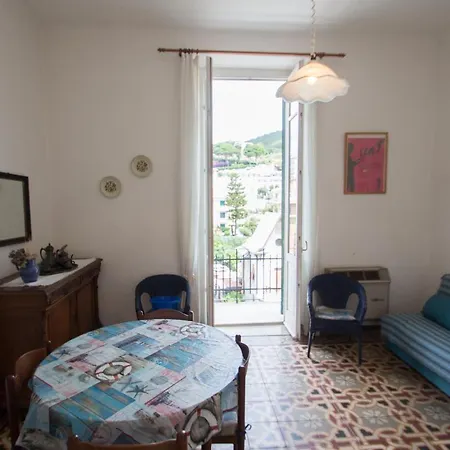 Apartman In Palazzo Sul Mare